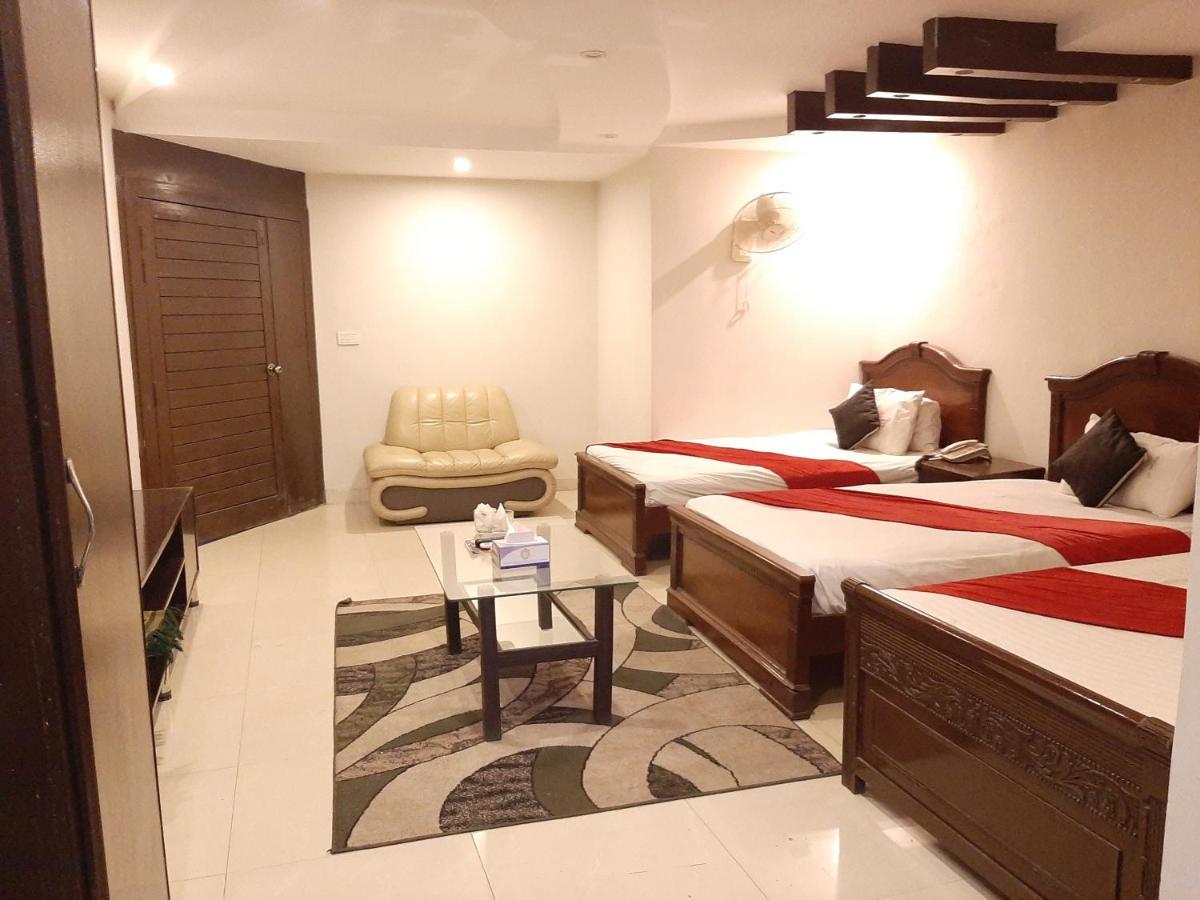 Gulberg Continental Hotel ラホール エクステリア 写真