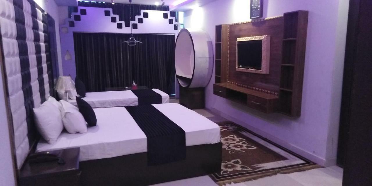 Gulberg Continental Hotel ラホール エクステリア 写真