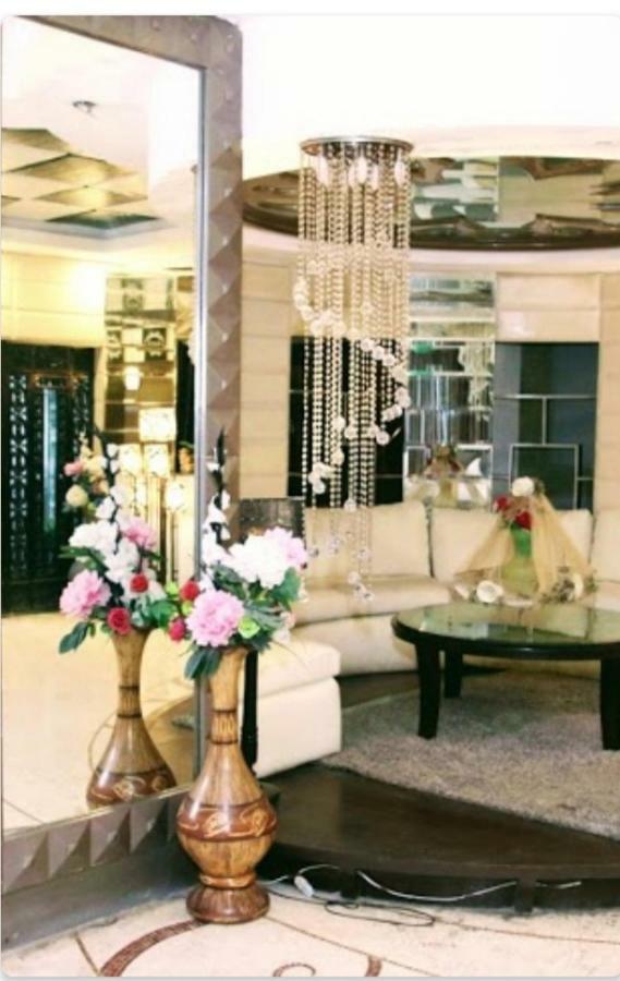 Gulberg Continental Hotel ラホール エクステリア 写真