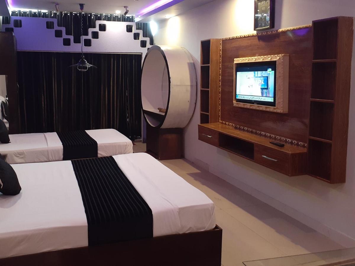 Gulberg Continental Hotel ラホール エクステリア 写真